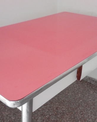 Tavolo in Formica