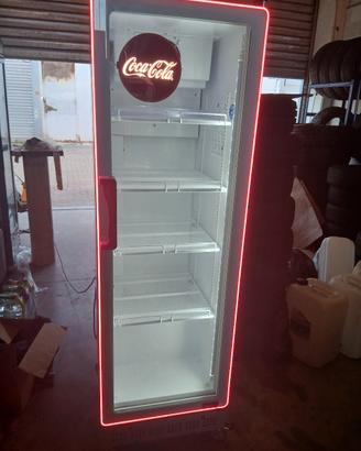 frigo vetrina coca cola..