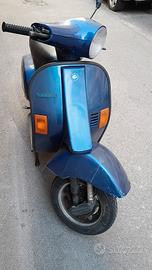 Vespa HP4
