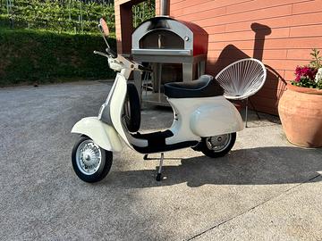 Vespa 50 special 1972