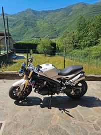 Triumph Speed Triple 1050 