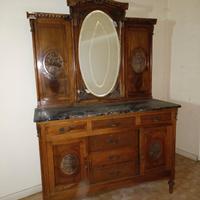Credenza d'antiquariato 