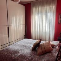 Mobili camera da letto_armadio e comò