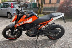 KTM 125 Duke