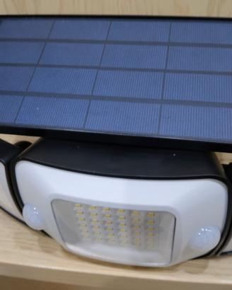 INTELAMP Faretto Led da Esterno Solare 6000mAh Far