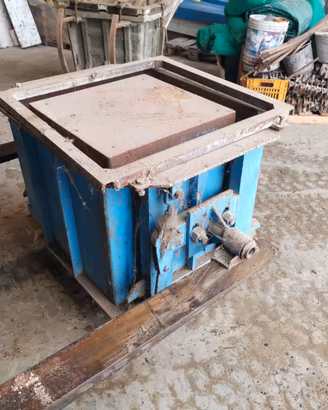 Stampo per pozzetto in cemento cm. 60x60