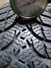 2 Gomme SEMIUNOVE 155/65-14 75T Kumho WinterCraft 