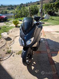 Yamaha t-max 