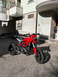 Ducati hypermotard 821