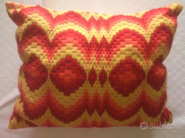 5 cuscini diversi foderati a mano - vedere foto