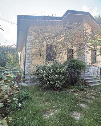 Villa singola Canzo [Cod. rif 3338996VRG]