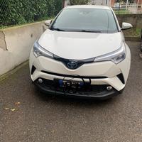 Toyota chr hybrid