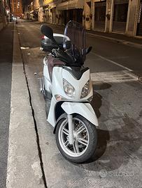 Yamaha x city 250 TOP CASE