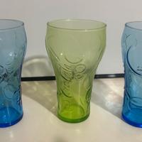 Set di tre bicchieri colorati Coca Cola