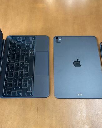 iPad Pro 11" M5  1TB+ PENCIL PRO + TASTIERA