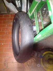 pneumatico moto anteriore Dunlop GP racer D212.