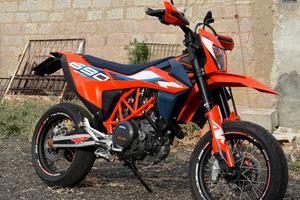 KTM 690 SMC