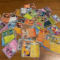 Oltre 2000 Pokemon collezione inglese tedesco