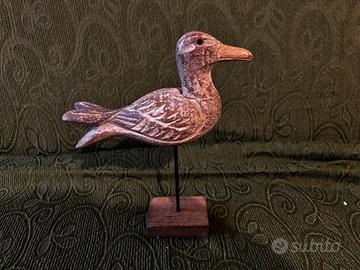 Cigno di legno per la casa