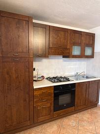 cucina colore marrone