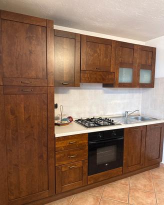 cucina colore marrone