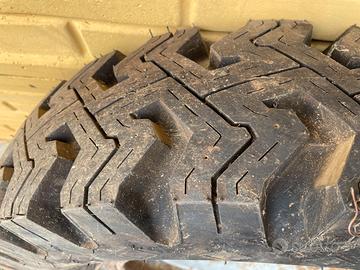 PNEUMATICO GOOD YEAR 7.00 16 LT