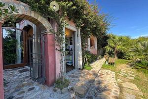 Casa indipendente di 130 m² con 5 locali a Rio