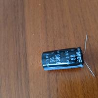 Condensatori 50V 3300 uF