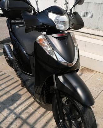 Honda SH 300 Sport ABS