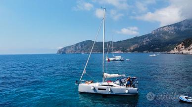 Barca a vela OCEANIS 30.1 FULL OPT. BIFUEL HYBRID