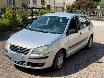 Volkswagen Polo 1.4 GPL 2008