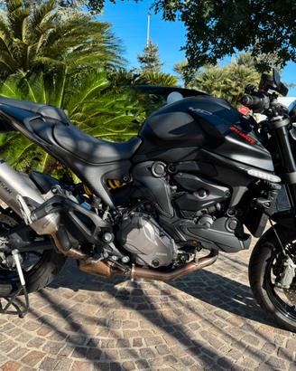 Ducati Monster 937