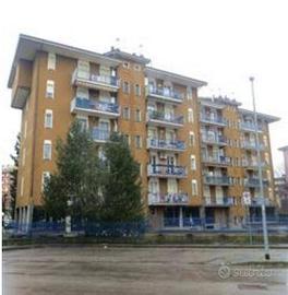 Immobile in asta di 136 m² con 4 locali e box auto