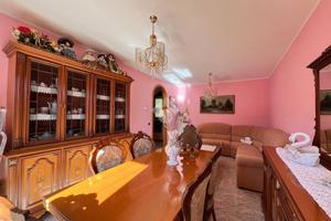 VILLA A SCHIERA A CLUSONE