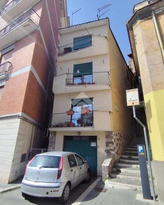 PALAZZINA A SUBIACO