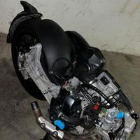 Motore + Ricambi Beverly 300 2024 13.000km