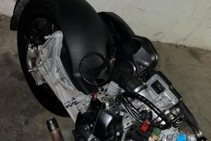 Motore + Ricambi Beverly 300 2024 13.000km