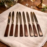 8 coltelli vintage da burro o da tè Inglesi 