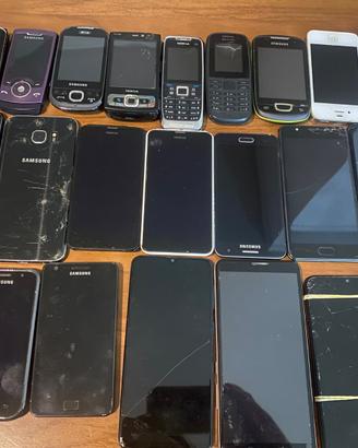 Lotto di cellulari