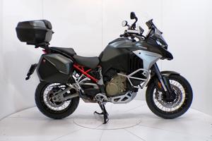 Ducati Multistrada V4 S Travel & Radar