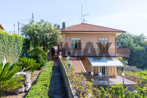 Villa singola - Nicolosi