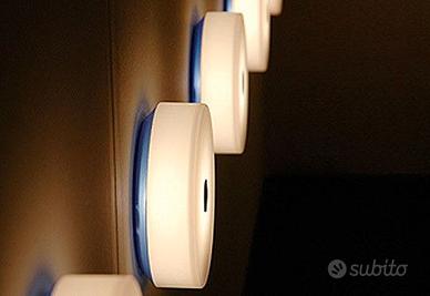 Flos Mini Button Bianca/Blu – Lampada Parete/Soffi