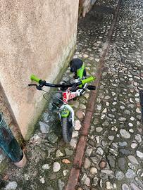 Bici bimbo 2-4  anni ottime condìzioni