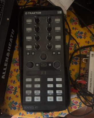 Traktor kontrol x1
