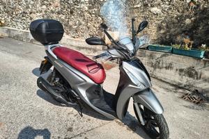 SCOOTER KIMKO PEOPLE 150 