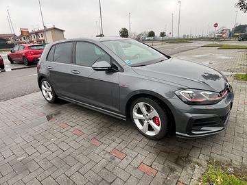 GOLF GTI PERFORMANCE 2019