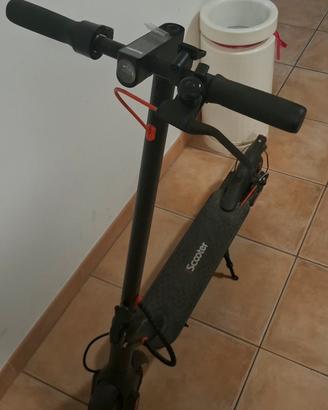 Monopattino Elettrico