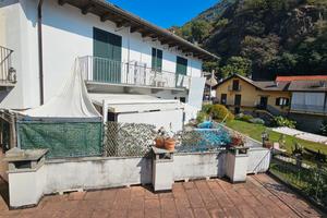 Casa indipendente 2 piani e terrazzo + garage 