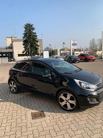 Kia rio 2014 neopatentati