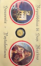 Tessera commemorativa micro moneta placcata oro